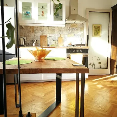 Sunny Downtown Apartment For 4 Sofia Exterior photo