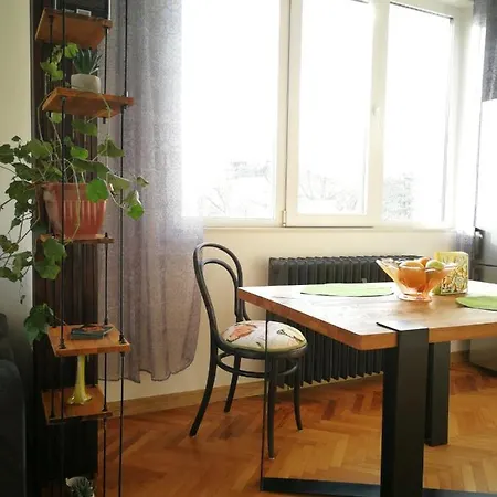 Sunny Downtown Apartment For 4 Sofia Exterior photo